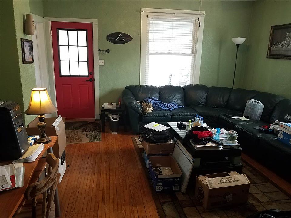 2nd image of 1548 42nd St