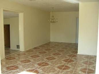 2nd image of 171 NE 171 St
