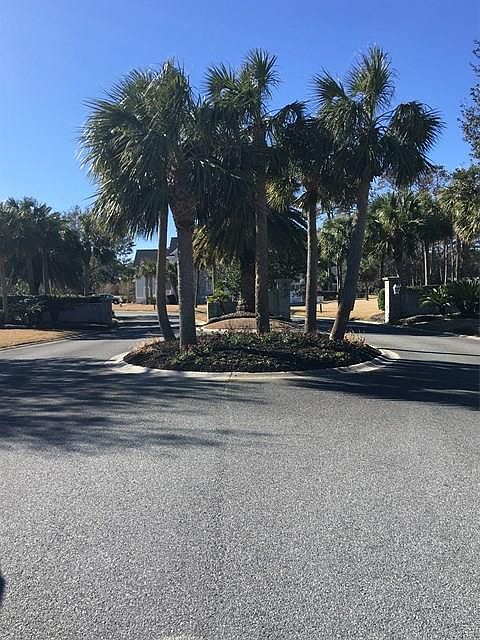 2nd image of 138 Country Club Dr