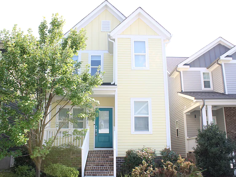 1521 Rhodeschool Dr — Photo 1