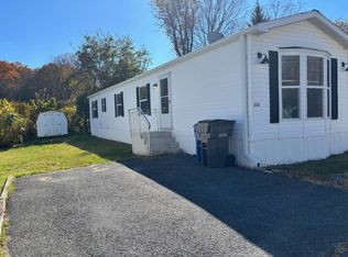 12 Shadow Ln, New Milford, CT 06776