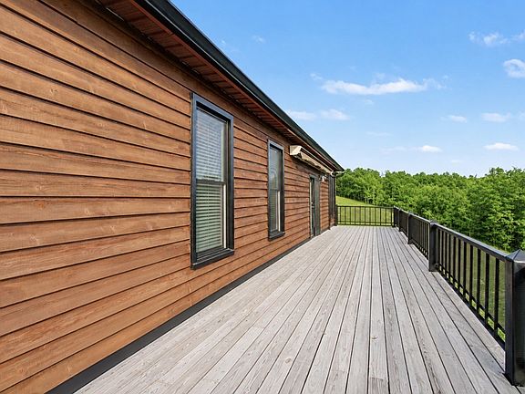 51st image of 327 Stoneybrook Rd