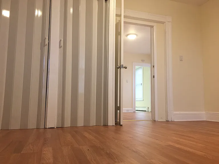 28 Cedar St #1 — Photo 23