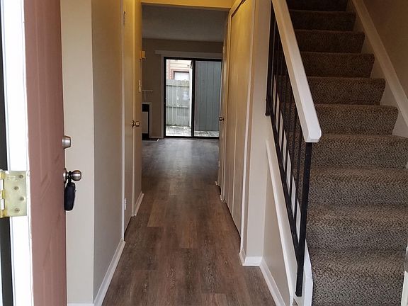2nd image of 1411 Highnoon Pl