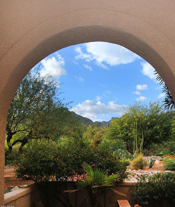 1st image of 6131 N Canon Del Pajaro