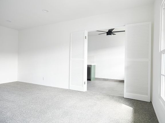 2nd image of 3700 Inglewood Blvd #7