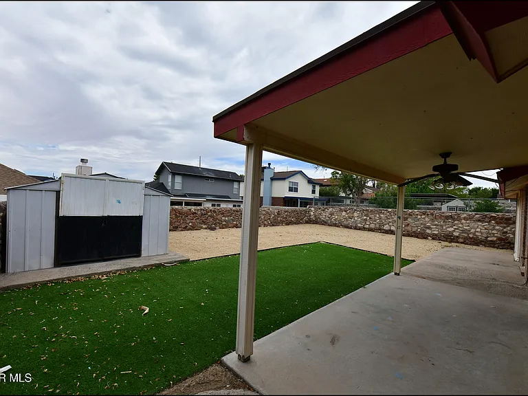 7737 Plaza Azul Rd — Photo 35