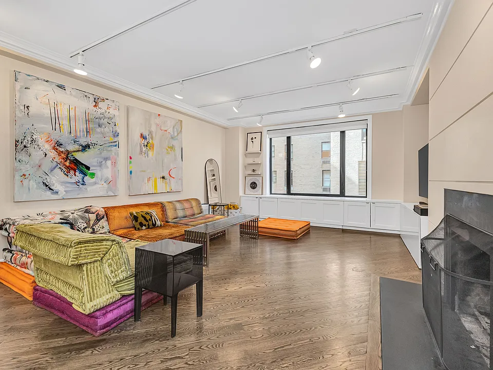 50 E 72nd St #7B