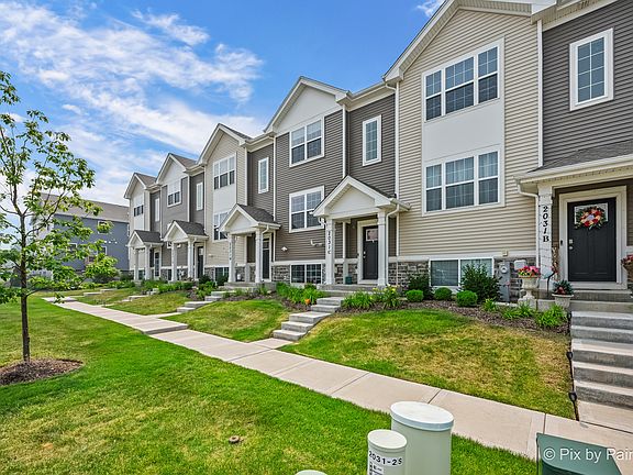 2nd image of 2031 Sassafras Way Unit C