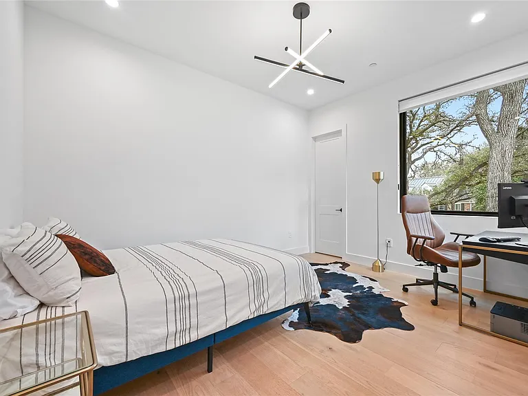 308 Briarwood Trl — Photo 23