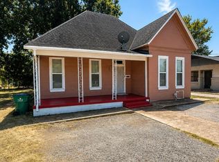 416 W Palestine Ave, Palestine, TX 75801