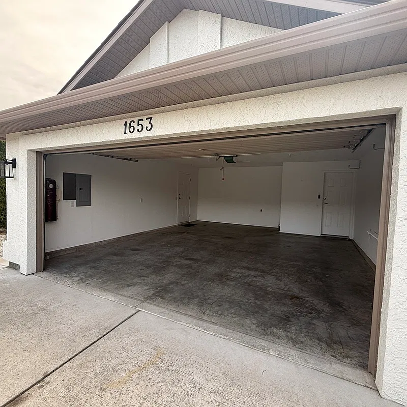 4 bed, 2.5 bath, $4,500 — Photo 4