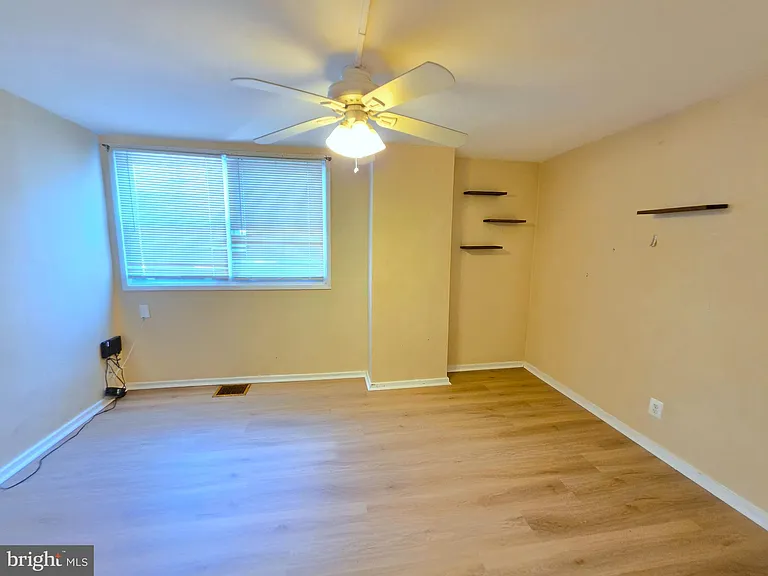 4035 Baltimore Ave — Photo 5