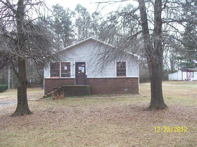 1st image of 444 Elam Ave