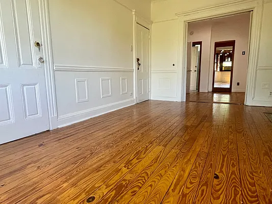 Rented by Nest Seekers International | media 17