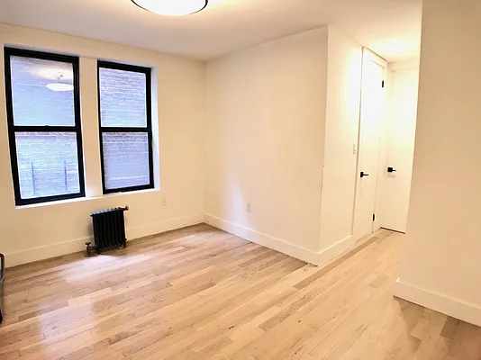 Rented by Bohemia Realty Group | media 4