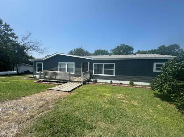 12121 141st Rd, Winfield, KS 67156