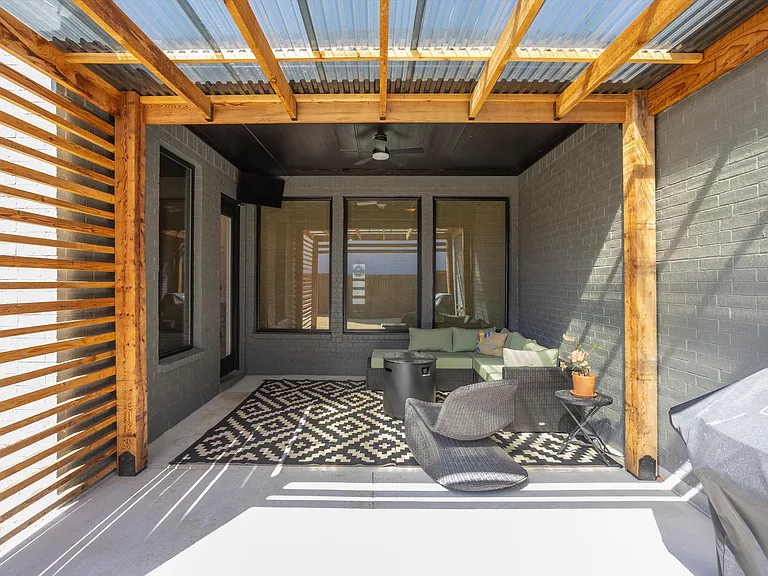 6033 Strada Cv — Photo 31