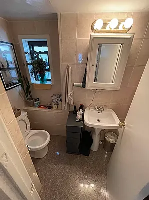 Rented by Best Apartments North Inc | media 17