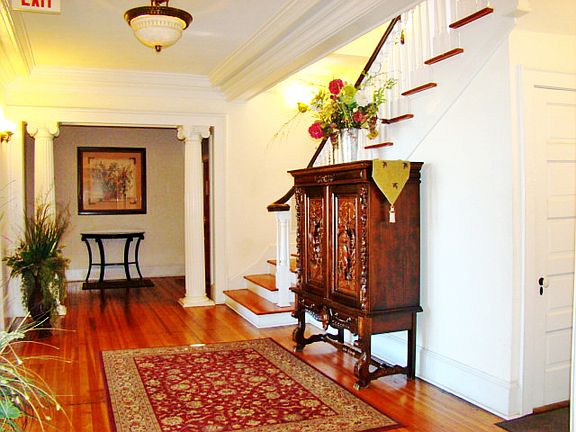 4th image of 429 York St #1B
