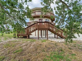 16361 Stringfellow Rd, Bokeelia, FL 33922