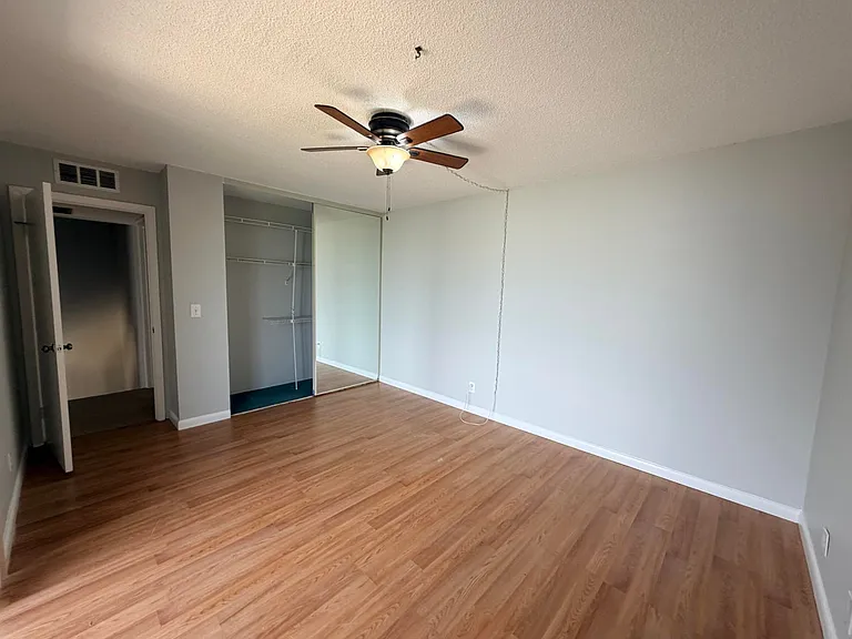 37 Lake Arbor Dr — Photo 12