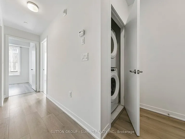 3556 Colonial Dr #16 — Photo 29