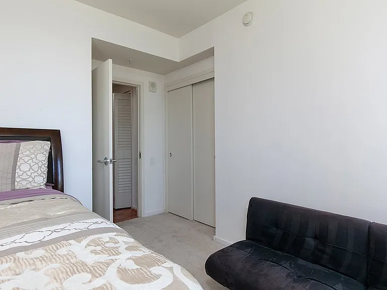 321 10th Ave #807 — Photo 15
