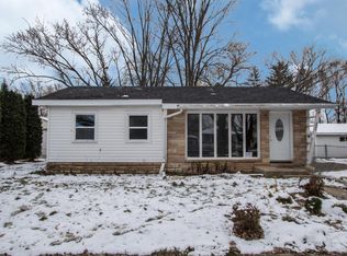 332 Bradley Ave, Delavan, WI 53115