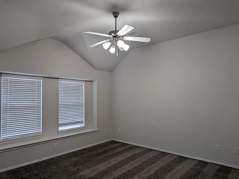 13319 Lansdown St — Photo 9
