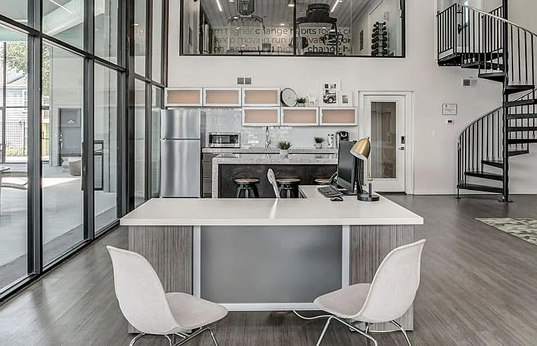 Sundance Apartments — Photo 11