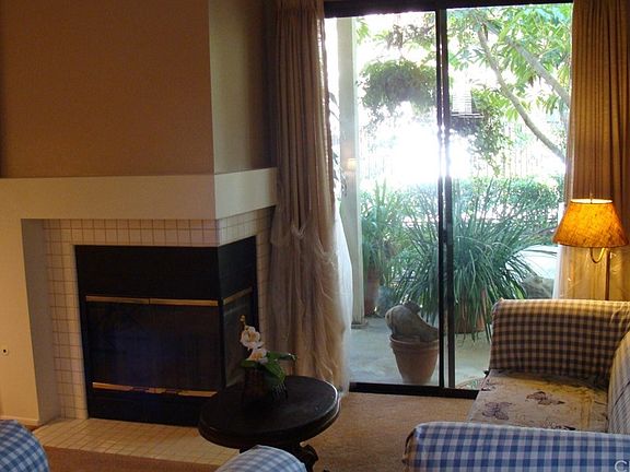 4th image of 4900 N Grand Ave APT 225