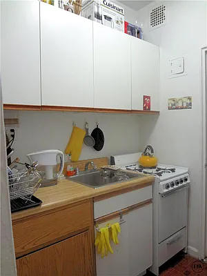 Rented by DSA Realty | media 28