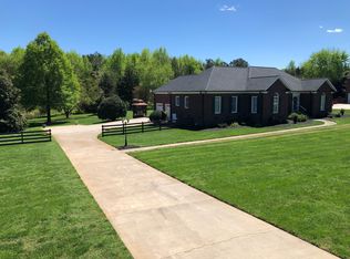 8730 Ira Flowe Rd, Charlotte, NC 28227