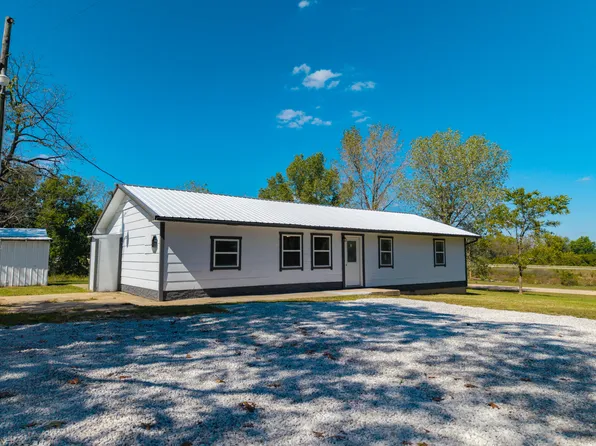 1619 Hummingbird Lane, Norwood, MO 65717