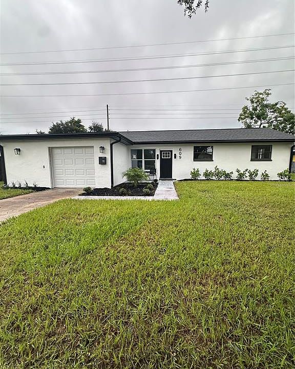 1st image of 609 Brockway Ave