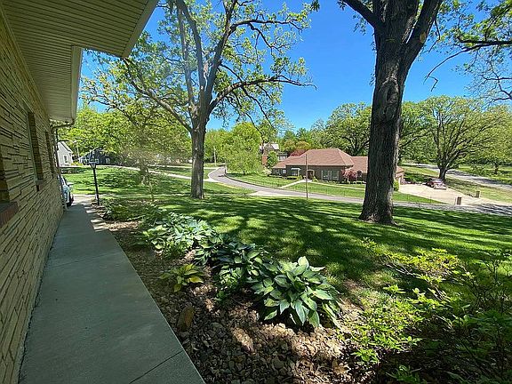 5th image of 2600 Indian Trail Dr
