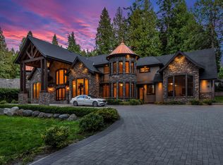 13288 Woodcrest Dr, Surrey, BC V4P 1W5