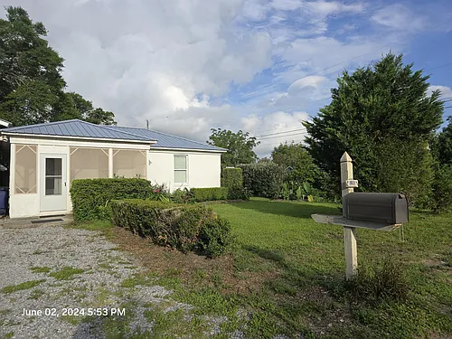 1200 Clay Ave Photo 1