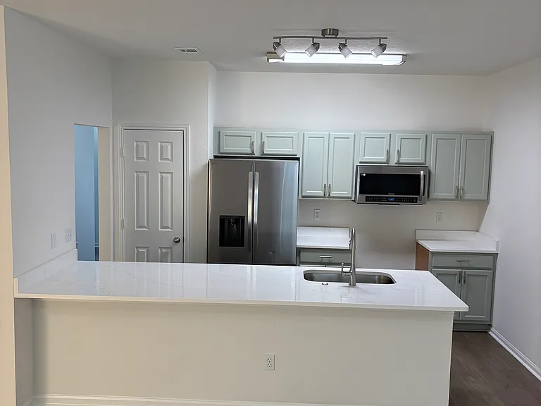 1014 Airport Rd #138 — Photo 5