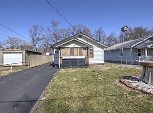 2504 E Division St, Decatur, IL 62526