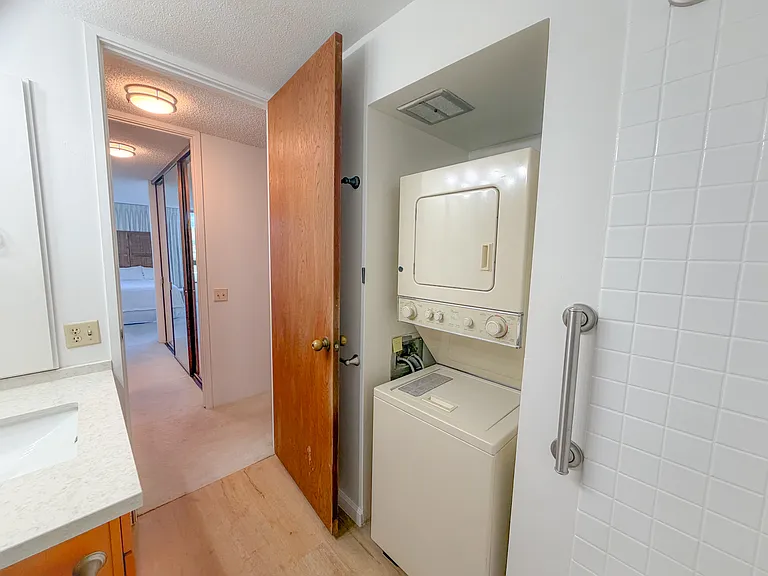 55 S Judd St #1904 — Photo 6