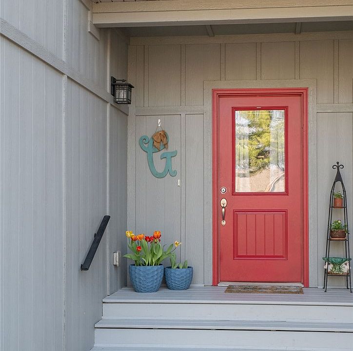 1st image of 9 Alyce Ln