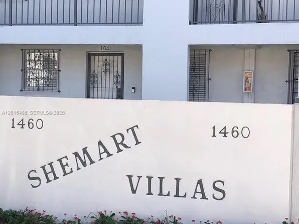 1460 W 43rd Pl APT 106, Hialeah, FL 33012