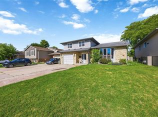 309 Edgewood St, Sarnia, ON N7S 5S1
