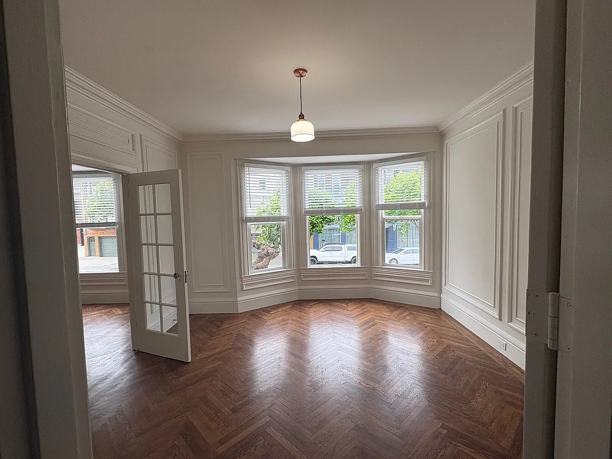 Dining Room - 5450 California St #3