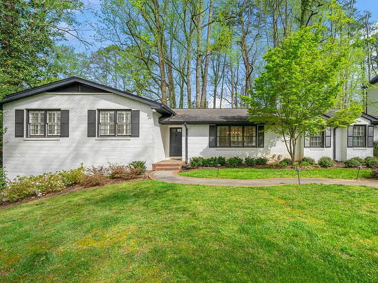 550 High Point Ln — Photo 4