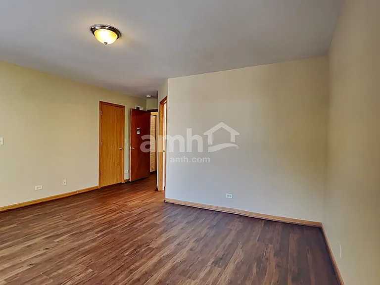 1411 Millbrook Dr — Photo 9