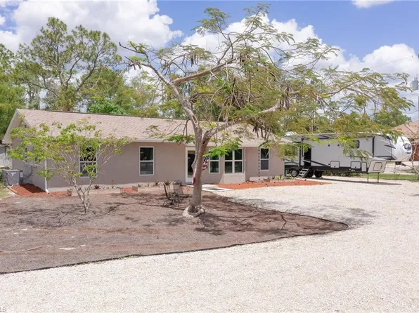 1221 22nd AVE NE, NAPLES, FL 34120