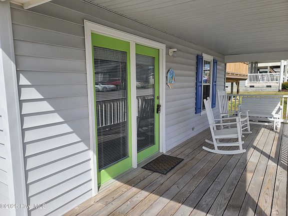 3rd image of 308 W Bogue Boulevard